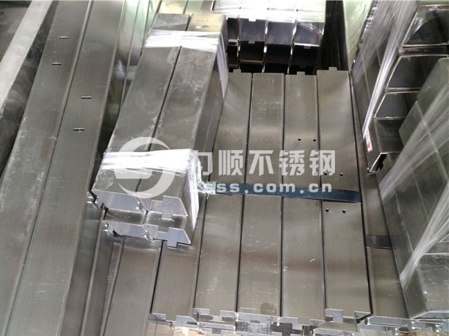 拉絲方管_激光切割加工成品